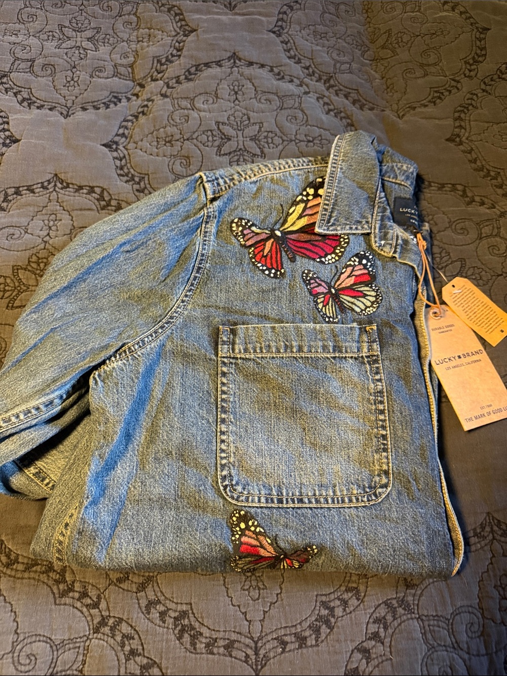 Lucky Brand Blue Denim Button-Up Shirt with Butterfly Embroidery Sz L RARE